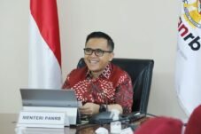 Menteri Keuangan Sri Mulyani dan Menteri PANRB umumkan THR 2023