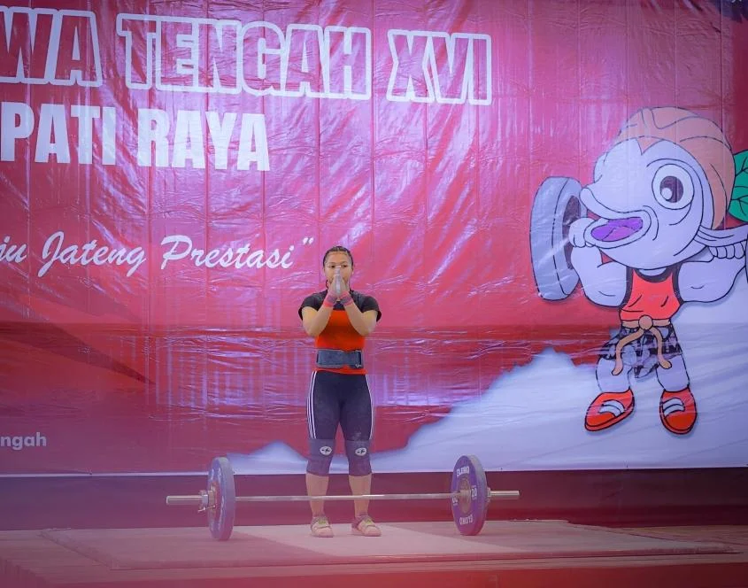 Atlet Angkat Besi Tasya Rizky Sumbang Medali Perak bagi Pati IMG-20230806-WA0000