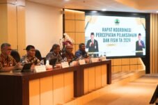 Pejabat Pemprov Jawa Tengah memimpin rapat DAK Fisik Jawa Tengah 2024