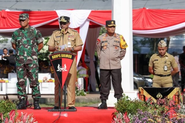 Apel Pergeseran Pasukan (Serplas) Pengamanan Pemilu di Lapangan Pancasila, Simpanglima, Kota Semarang, Senin (12/2/2024).