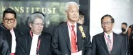 demokrasi harus diselamatkan dan berharap lembaga seperti Mahkamah Konstitusi