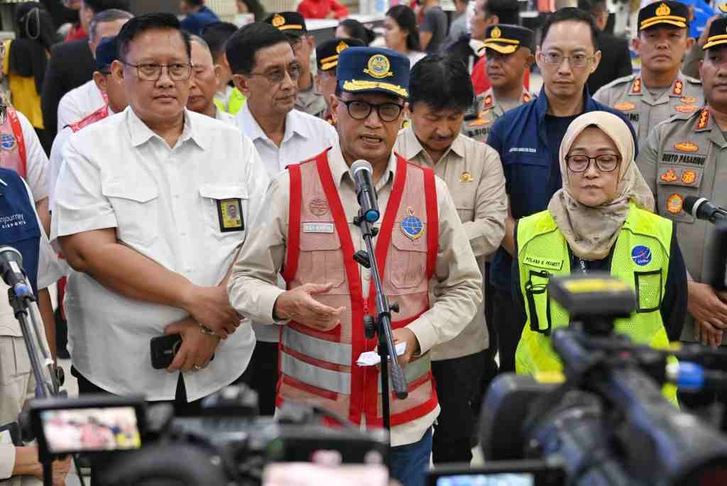 Terima kasih atas kepercayaan dan arahan yang diberikan Presiden sehingga angkutan Lebaran dapat berjalan lancar" Katanya.