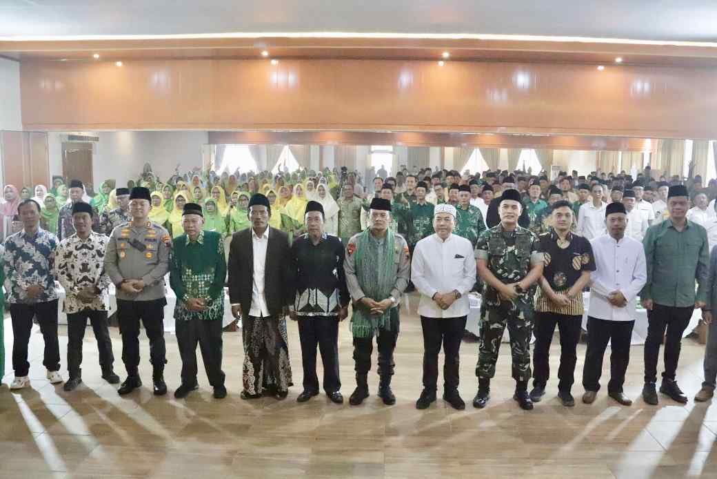 Pengurus Cabang Nahdlatul Ulama dan Pimpinan Daerah Muhammadiyah Kabupaten Jepara berkomitmen untuk turut serta dan menjaga suasana yang kondusif, aman, tertib, dan damai di tengah masyarakat agar terlaksana Pilkada yang kondusif, aman, damai dan berkualitas di Jepara.