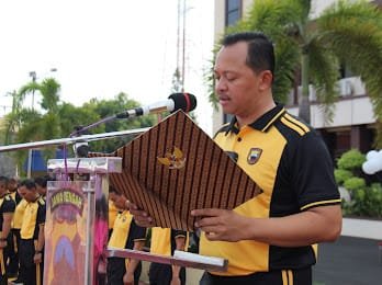 Dengan semangat kebersamaan, para personel Polres Jepara berpartisipasi dalam berbagai kegiatan yang telah disiapkan oleh Bhayangkari Cabang Jepara.