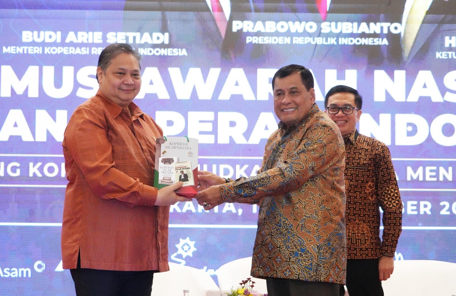 Tentu kami sangat berharap bahwa koperasi bisa terus bergerak untuk mendorong pertumbuhan ekonomi dan juga mendorong sektor produktif sesuai dengan amanat Undang-Undang Koperasi,