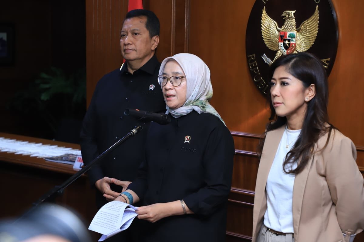 kita mengimbau kepada seluruh instansi pemerintah tetap melaksanakan pelayanan publik, meski libur Nataru