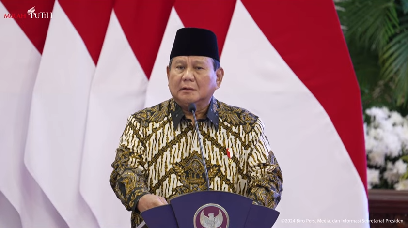 Presiden juga mengimbau seluruh jajarannya, baik di tingkat pusat maupun daerah, untuk memastikan anggaran digunakan secara efisien dan mengurangi pengeluaran yang tidak produktif demi kepentingan rakyat.