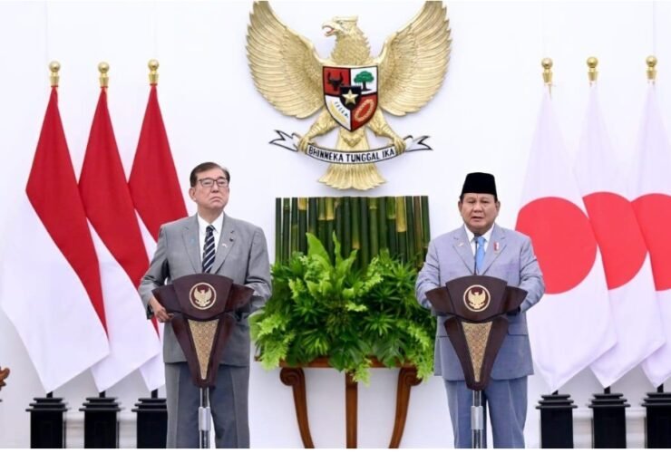 “Kami negara Jepang akan menyelenggarakan paket kerja sama termasuk latihan penyedia makan siang sekolah, pengiriman tenaga ahli dan bantuan peningkatan sektor perikanan dan pertanian dengan memanfaatkan berbagai pengalaman negara Jepang.” ungkap PM Ishiba.