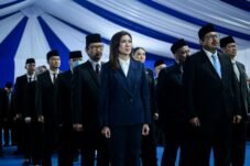 Senin, 13 Januari 2025, saya, Menteri Komunikasi dan Digital Republik Indonesia, dengan ini secara resmi melantik saudara-saudari dalam jabatan baru di lingkungan Kementerian Komunikasi dan Digital Republik Indonesia," ujarnya, dikutip dari siaran pers Komdigi, Senin (13/01/2025).