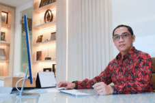 Kementerian memutuskan untuk memberlakukan sanksi penghentian sementara pada platform World yang dikelola oleh Tools For Humanity dan mitra lokalnya, PT Sandina Abadi Nusantara.