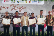 ‎Menkop mengatakan percontohan Kopdes/Kel Merah Putih tersebut bisa dijadikan sebagai best practise sehingga berikutnya bakal direplikasi daerah-daerah lain. ‎