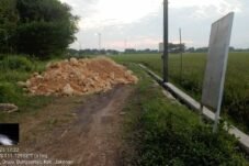 Terpantau oleh awak media, Sabtu 05/07/2025 di lokasi proyek jalan desa Bungasrejo, tidak ditemukan adanya papan informasi proyek, sehingga menjadi pertayaan bagi para Wartawan dalam melaksanakan tugas sosial kontrol.