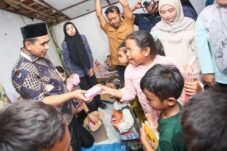 Bantuan ini merupakan upaya pemerintah untuk memberikan dukungan kepada korban dan memprioritaskan penanganan pascabencana