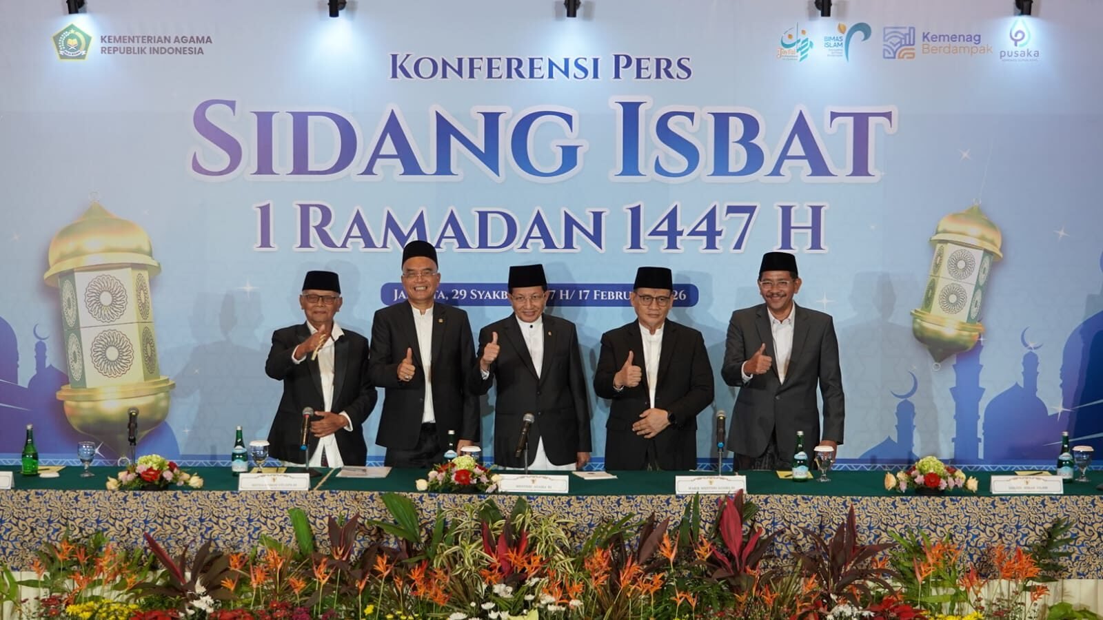 Menteri Agama Nasaruddin Umar bersama tokoh ormas Islam memberikan keterangan pers dalam Sidang Isbat di Jakarta. Ia mengumumkan secara resmi bahwa 1 Ramadan 1447 H jatuh pada Kamis, 19 Februari 2026.