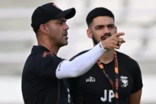 Pelatih Fabio Lefundes optimis menjaga peluang juara Borneo FC di sisa musim kompetisi.