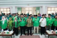 Pemberdayaan UMKM melalui kunjungan wisata lokal siswa yang didukung oleh Plt Bupati Pati Risma Ardhi Chandra.