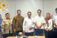 Anggota DPR RI Rizal Bawazier mengawal rapat percepatan perbaikan jalan rusak Pekalongan bersama Kementerian Pekerjaan Umum untuk penanganan banjir dan rob