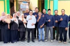 Rizal Bawazier serap aspirasi guru saat berdialog dengan tenaga pendidik di SMK Dwija Praja Kota Pekalongan.