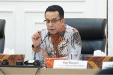 Rizal Bawazier menyampaikan paparan mengenai RUU Perkoperasian dalam FGD Fraksi PKS di Gedung DPR RI, Jakarta.