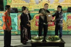 Bupati Blora Arief Rohman menghadiri pembukaan Tempuran Waduk Fest 2026 di Desa Tempuran, Kecamatan Blora.