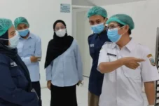 Dinkes Rembang melakukan investigasi dugaan diare pada penerima Program Makan Bergizi Gratis (MBG).